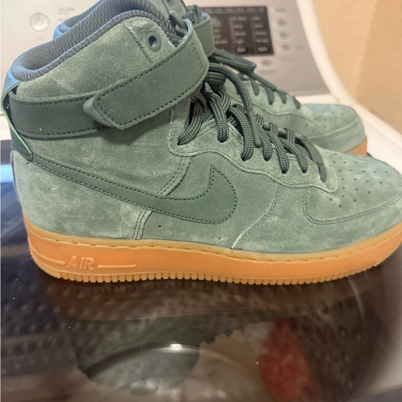 Nike Air Force 1 - Picture 4 of 4